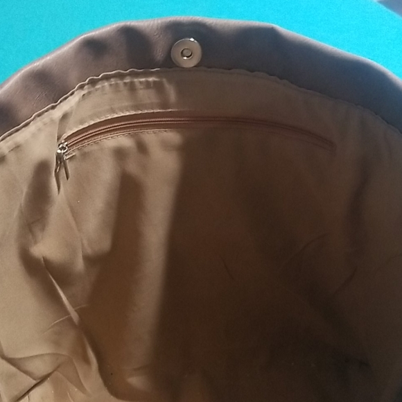 Purse - Picture 5 of 6